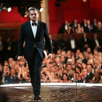 El mundo celebra el primer Oscar de Leonardo DiCaprio con mucho entusiasmo