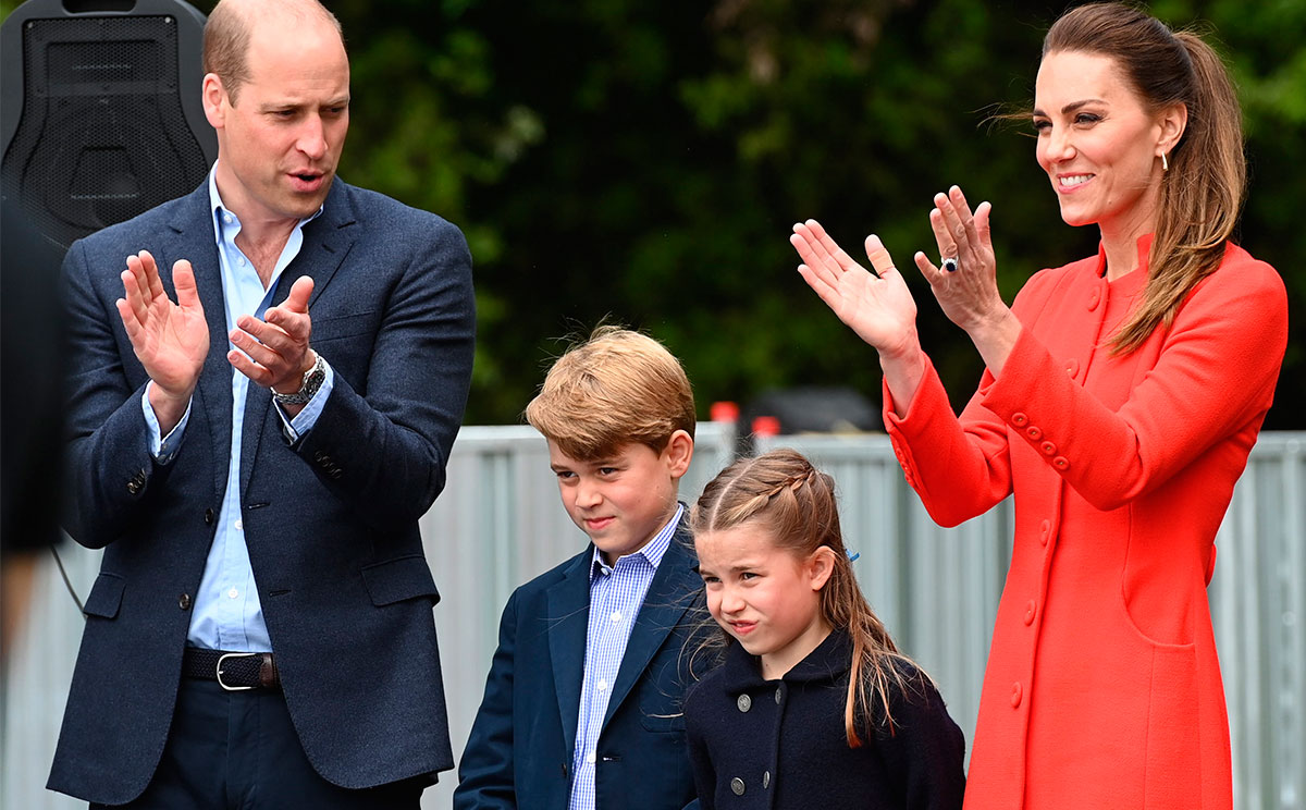 Príncipe William y Kate Middleton con George y Charlotte