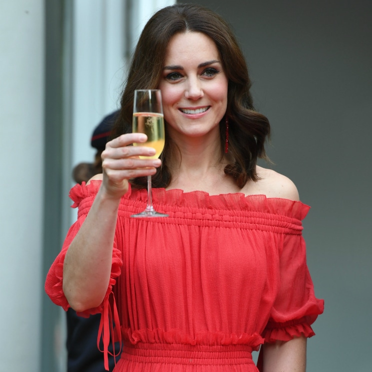 Kate Middleton steps out for mom's birthday party in red hot Alexander McQueen rewear