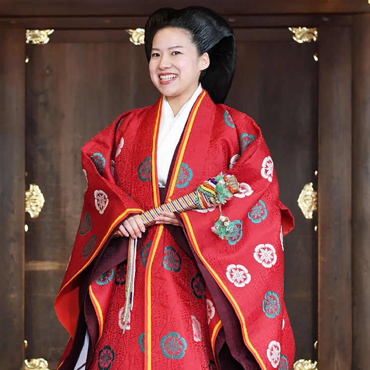 Japan’s former Princess Ayako is expecting first child after giving up royal title for love