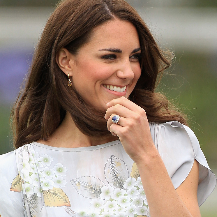 Kate Middleton sapphire engagement ring