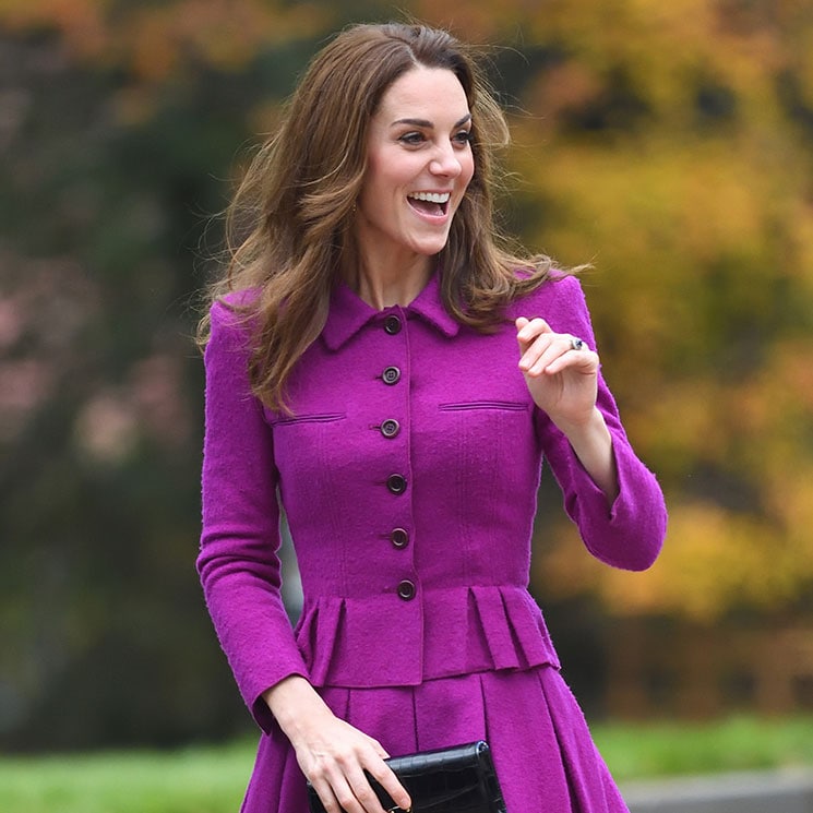 Kate Middleton takes public train to special engagement and everyone's delighted