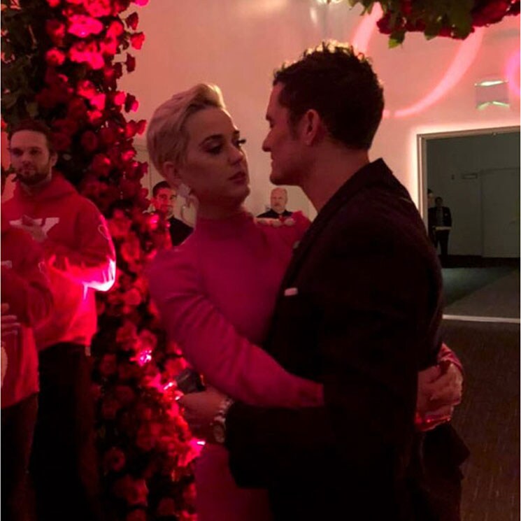 Katy Perry y Orlando Bloom se comprometieron en San Valentín, ¡el anillo te sorprenderá!