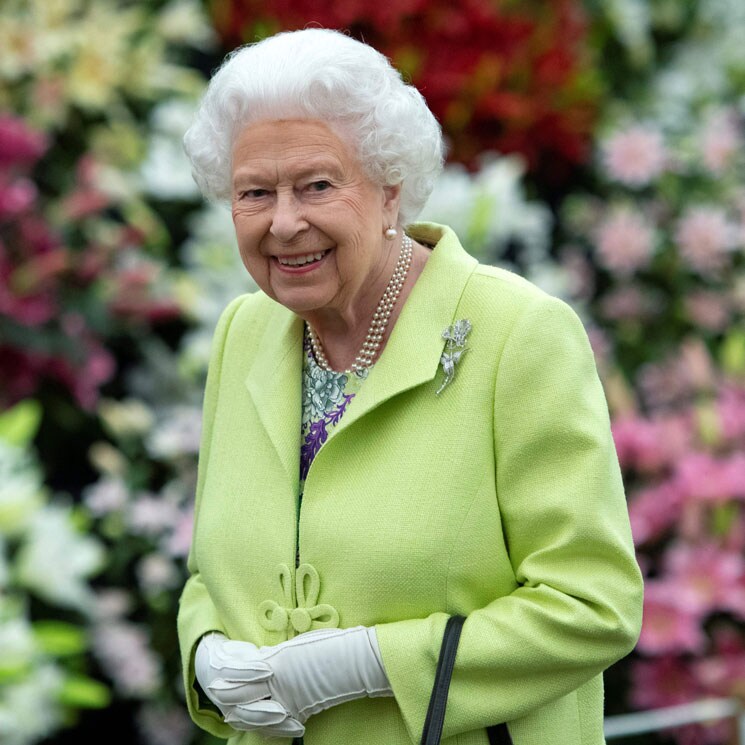 La reina Isabel aprende del estilo de Kate Middleton con un atuendo reciclado