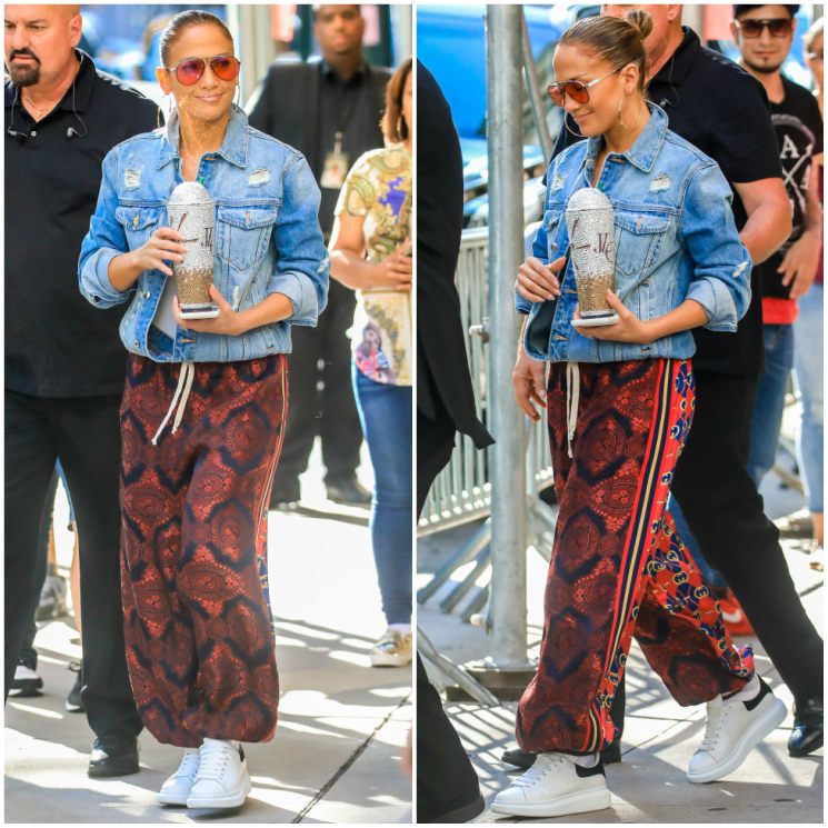 Copia el look ‘relaxed’ de Jennifer Lopez por menos de $150