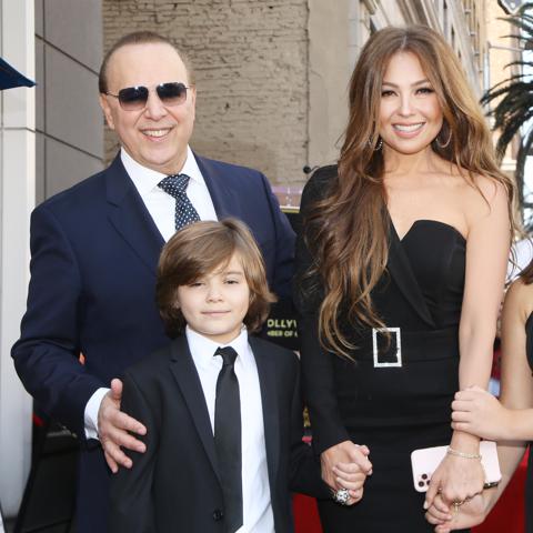 Tommy Mottola y Thalía con sus hijos
