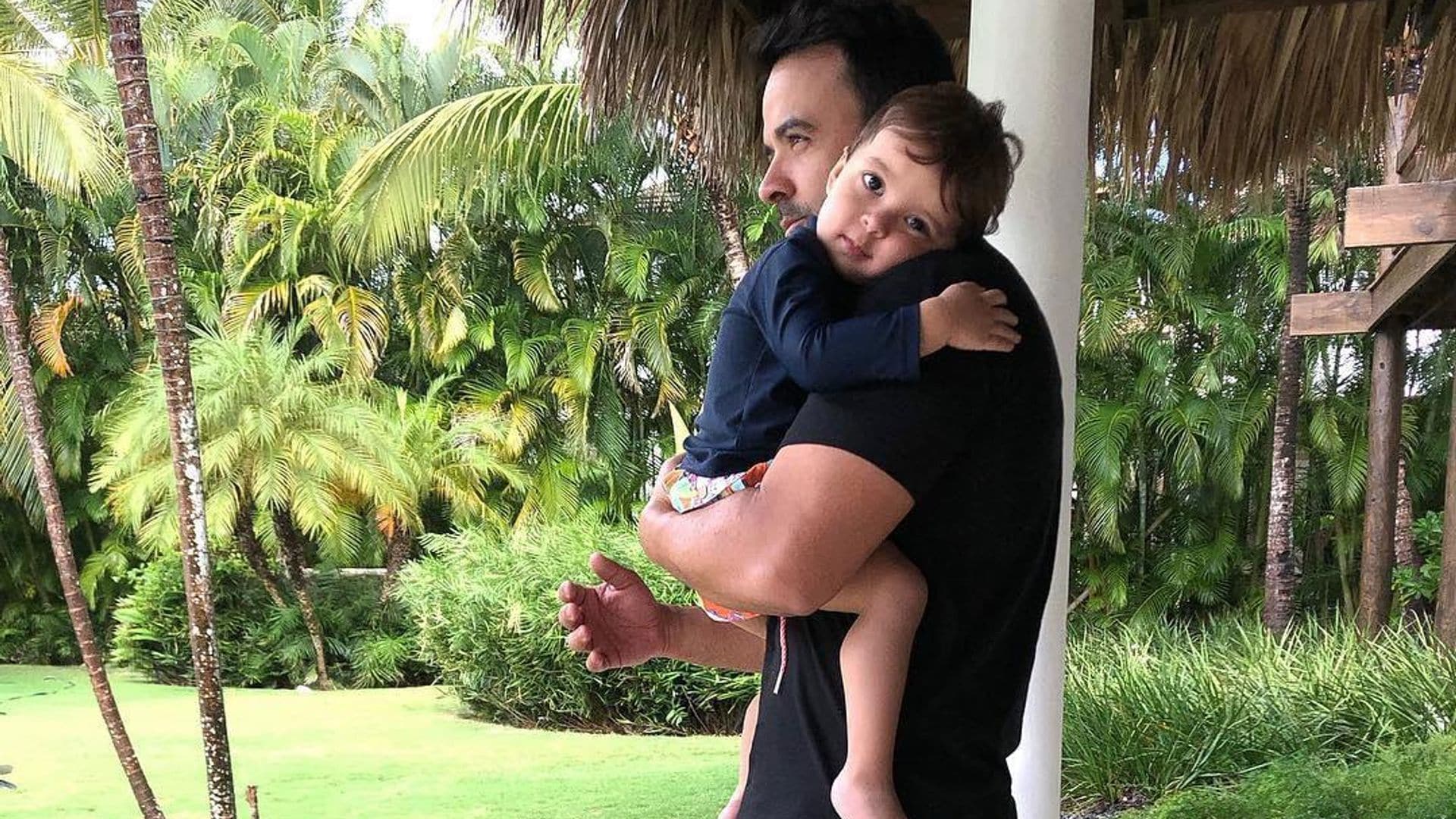 Luis Fonsi y su hijo Rocco