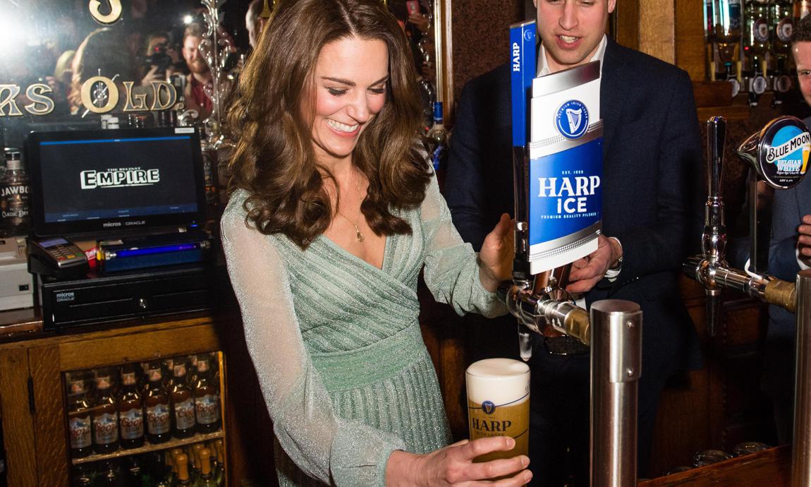 The Duchess of Cambridge socialized with fellow school moms at a local pub