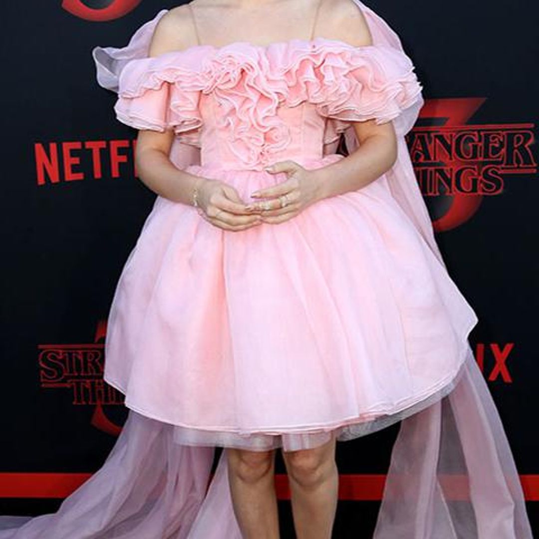 Millie Bobby Brown alfombra roja tercera temporada Stranger Things