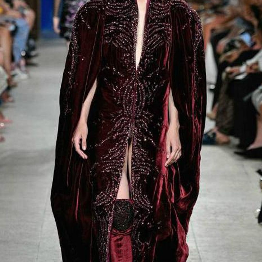 Vestido de Nicolas Jebran en velvet