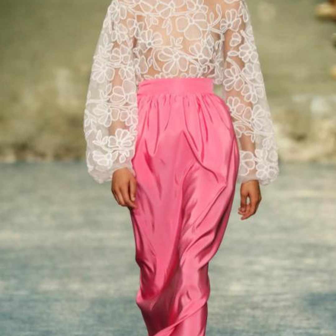 Falda voluminosa de Wes Gordon para Carolina Herrera
