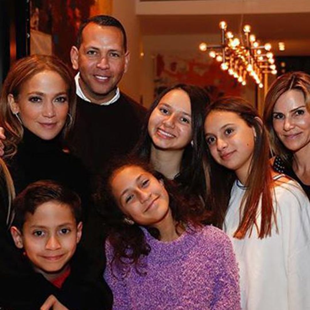 Jennifer Lopez y Alex Rodriguez celebran en familia