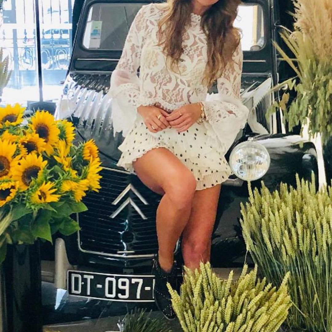 Geraldine Bazán y sus hijas