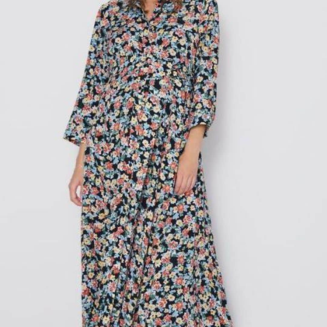 Maxi dress en print de flores de Zara