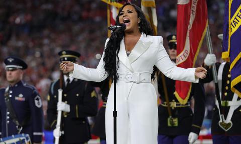 Demi Lovato performs national anthem