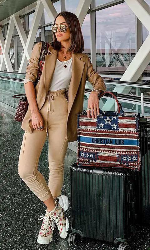 Dior Book Tote Bag: el bolso favorito de las celebs