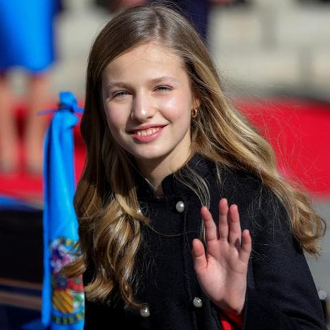 Princess Leonor recycles tweed dress for royal family outing