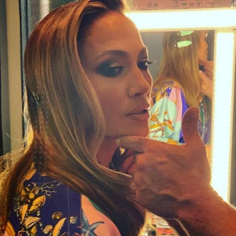 Jennifer Lopez en sala de maquillaje
