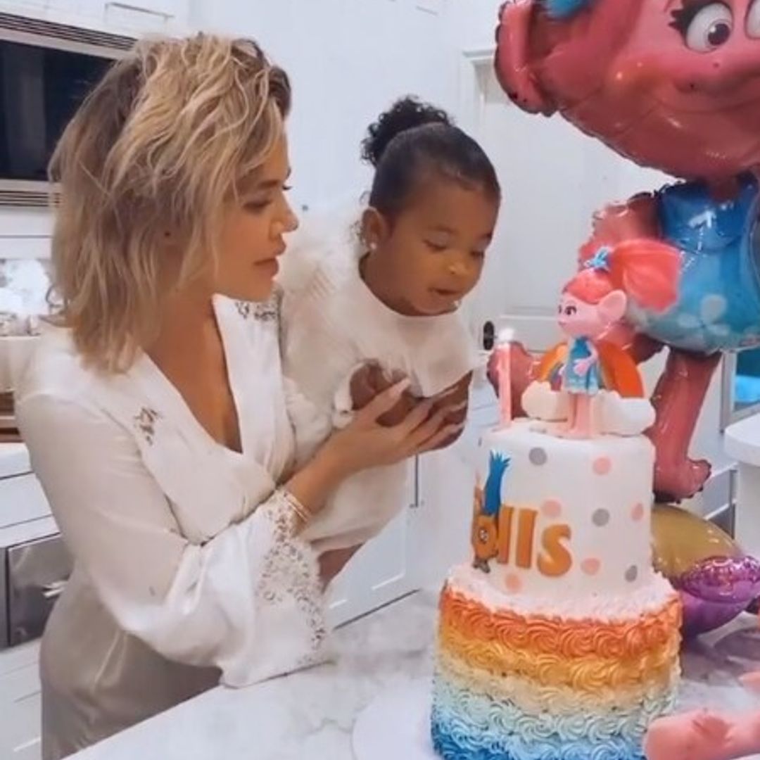 Khloe Kardashian hija True cumpleaños dos