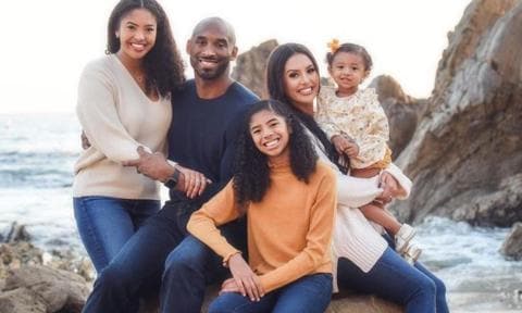 Kobe, Vanessa Bryant family at Christmas 2018