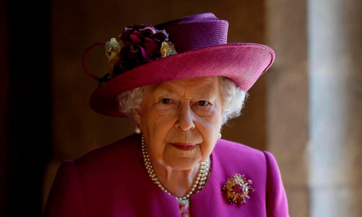 Queen Elizabeth takes away honor from disgraced Hollywood figure