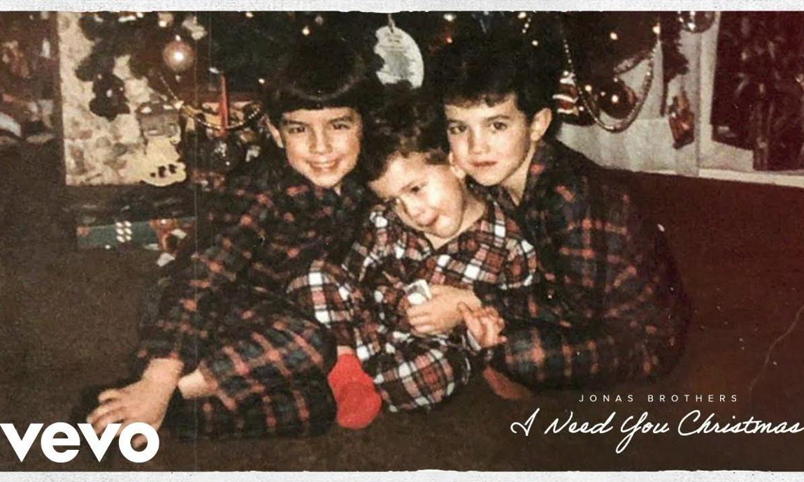 Jonas Brothers - "I Need You Christmas"
