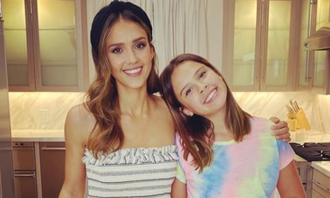 Jessica Alba and her daughter Honor in an Instagram post