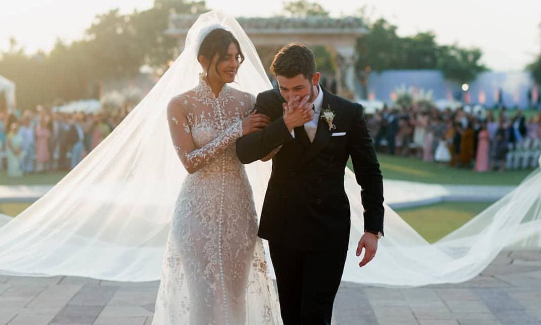 Priyanka Chopra se casó con Nick Jonas con vestido de novia de Ralph Lauren