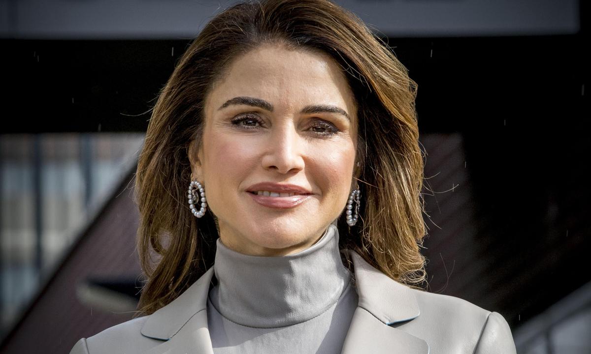 Queen Rania bids 'farewell' to 2020 with family holiday photo