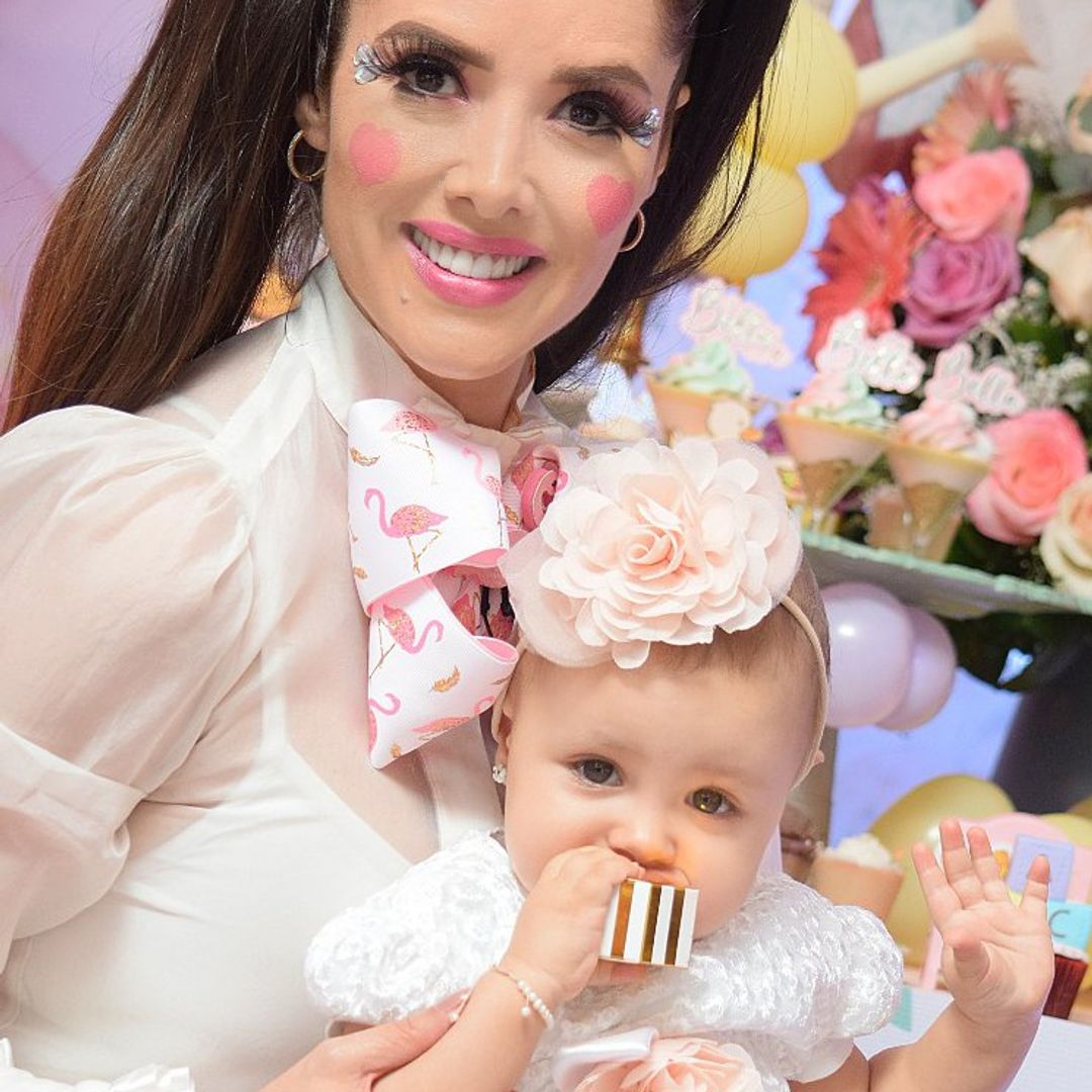 Marlene Favela y su hija Bella