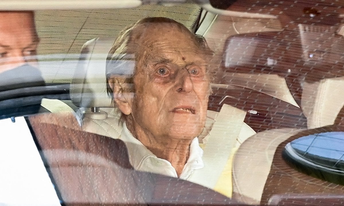 Queen Elizabeth’s husband Prince Philip leaves hospital after one month