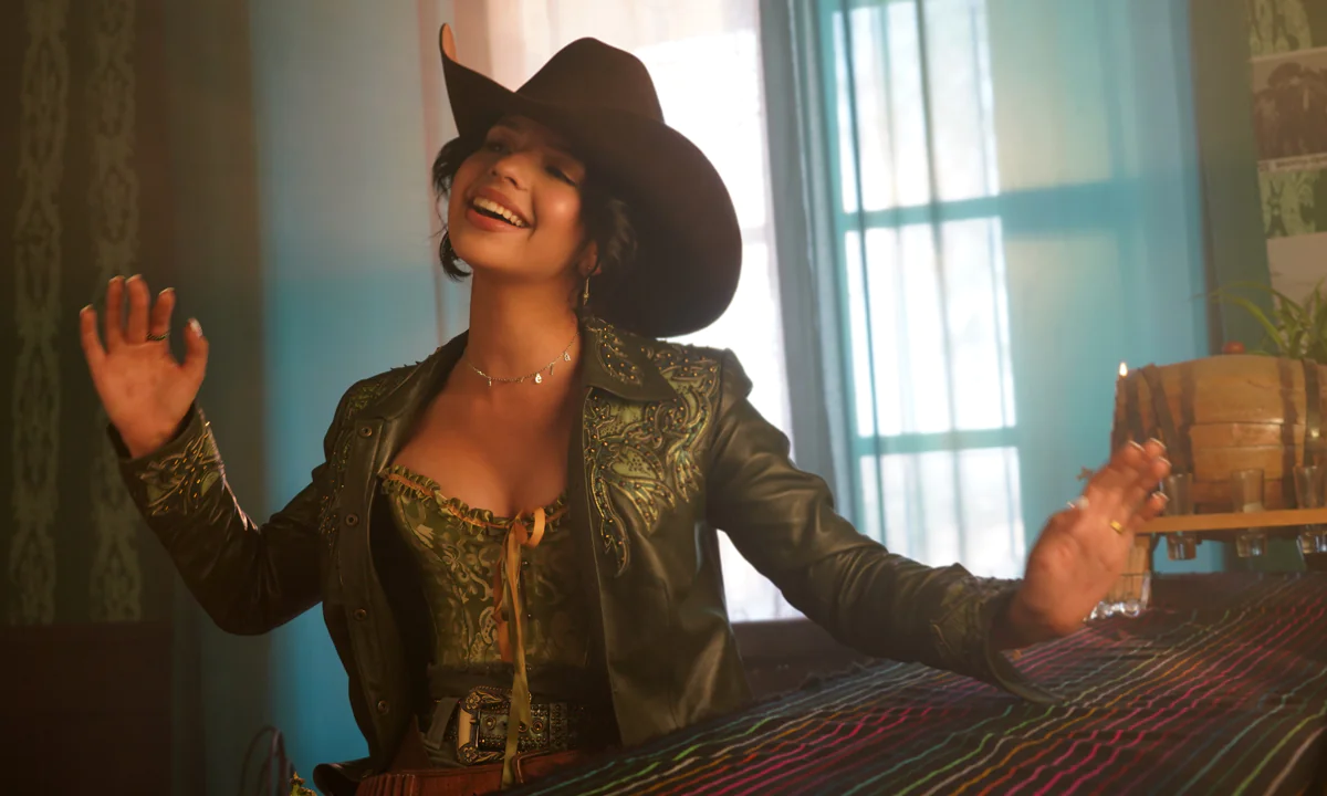 Angela Aguilar Releases Song And Video For En Realidad Bts from us.hola.com...