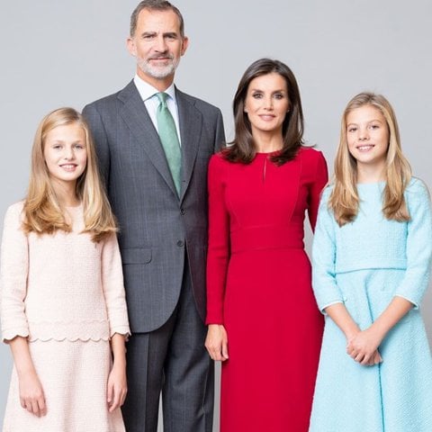 Spanish royal family new official pictures