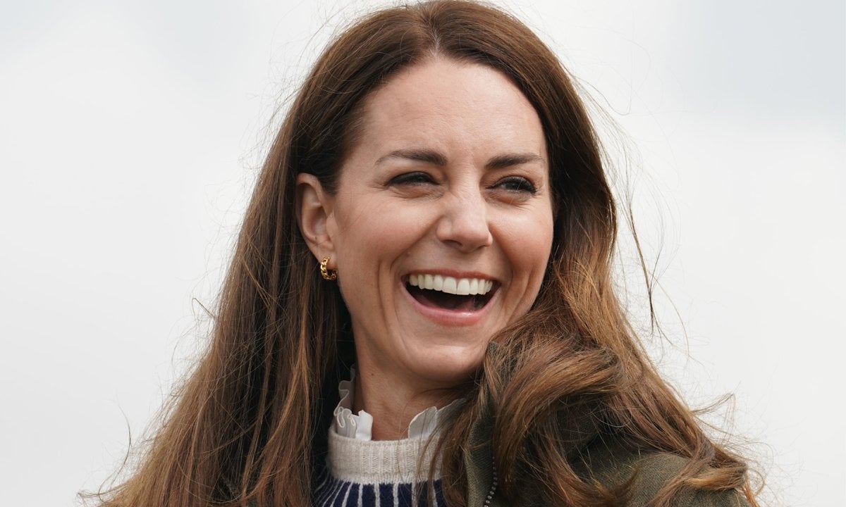 Kate Middleton rides tractor on a farm: Watch