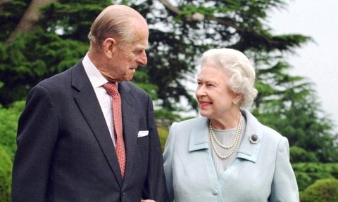 Queen Elizabeth is doing ‘remarkably well’ following Prince Philip’s death