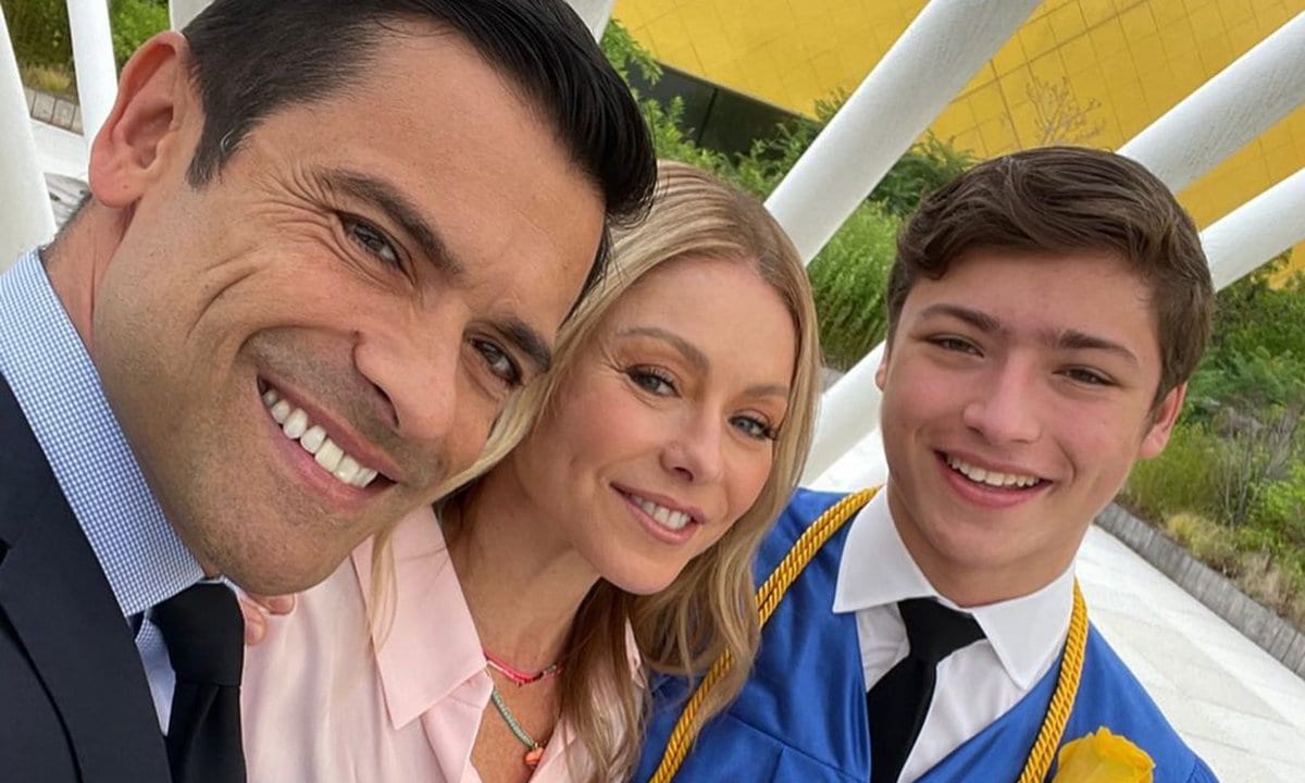 Kelly Ripa and Mark Consuelos celebrate their son Joaquin’s graduation