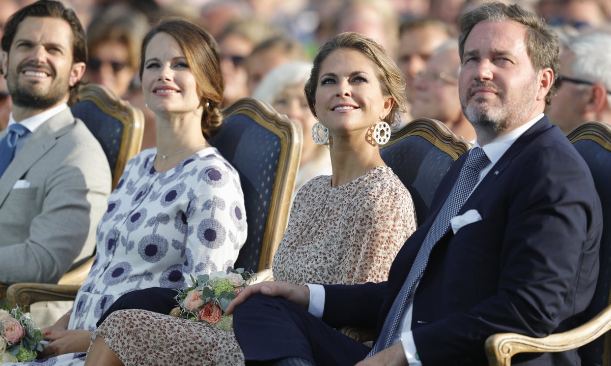 Princess Madeleine, Princess Sofia and Crown Princess Victoria’s families star in new group photo