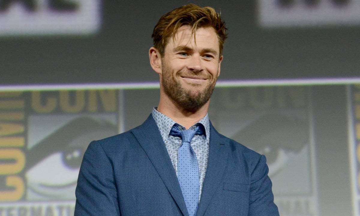 You have to see the ‘awesome’ cake Chris Hemsworth’s kids made him for his birthday