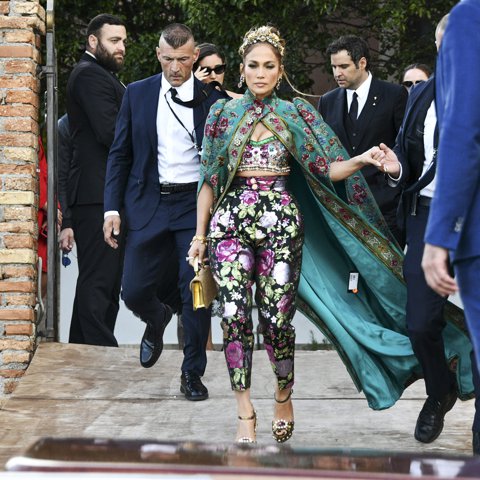Jennifer Lopez style