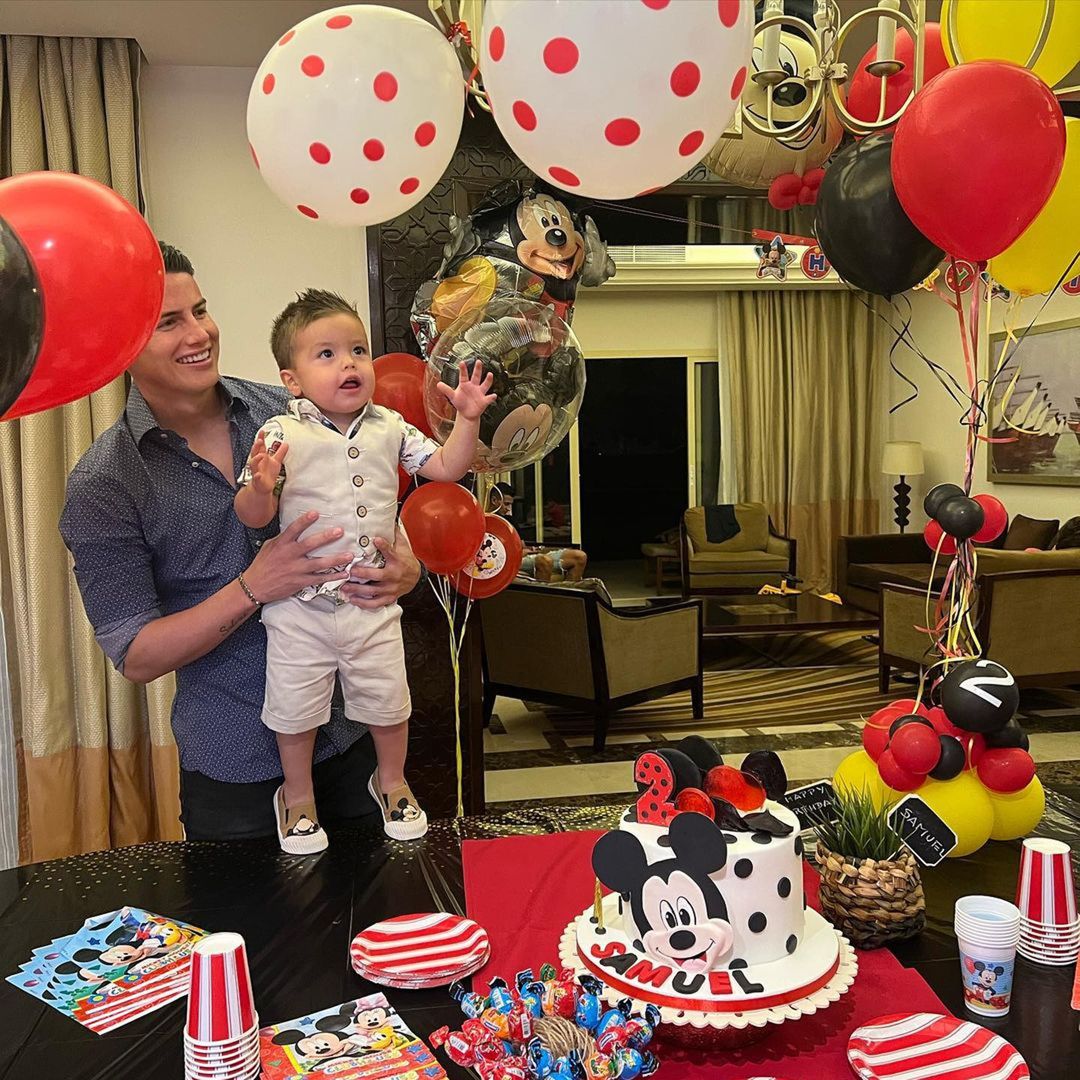 James Rodriguez Melts Us With Tenderness On The Second Birthday Of His Baby Samuel Cvbj
