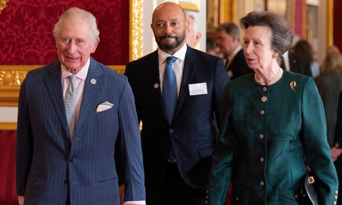 Prince Charles steps out after second COVID-19 diagnosis