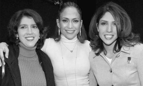 Jennifer Lopez with her sisters Lynda and Leslie