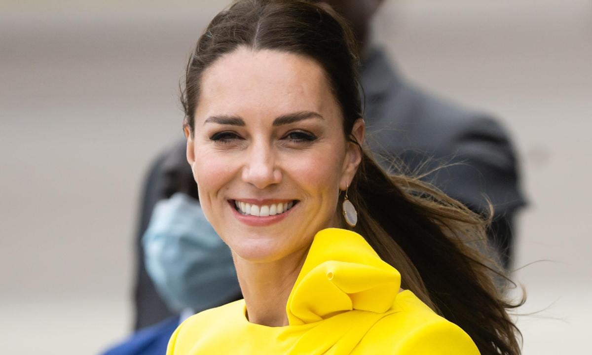 kate middleton is a ray of sunshine on royal tour