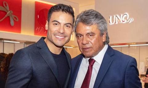 Carlos Rivera y su papá