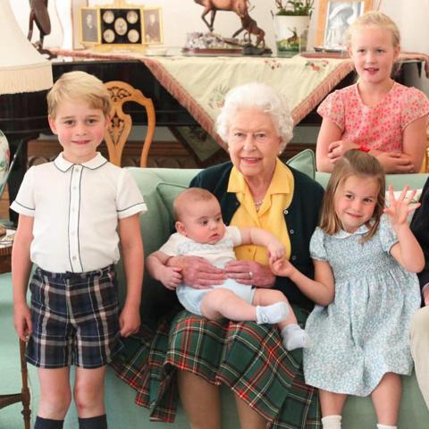 La monarca formó una gran familia que sigue creciendo generación con generación