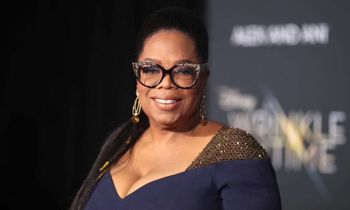 Oprah Winfrey Calls Queen Elizabeth the standard for all the rest of us