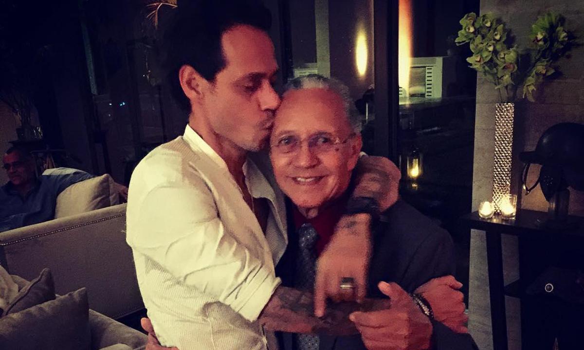Marc Anthony´s kiss to dad Felipe Muniz