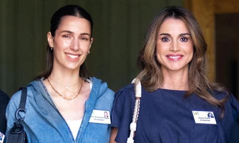 Queen Rania and Princess Rajwa get a lift from a familiar face—in a golf cart!