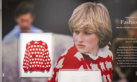 El famoso suéter de la princesa Diana