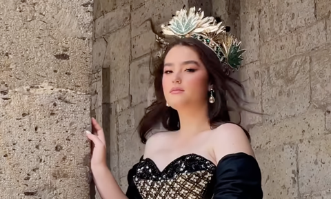 Saúl ‘Canelo’ Álvarez’s teenage daughter debuts as a model